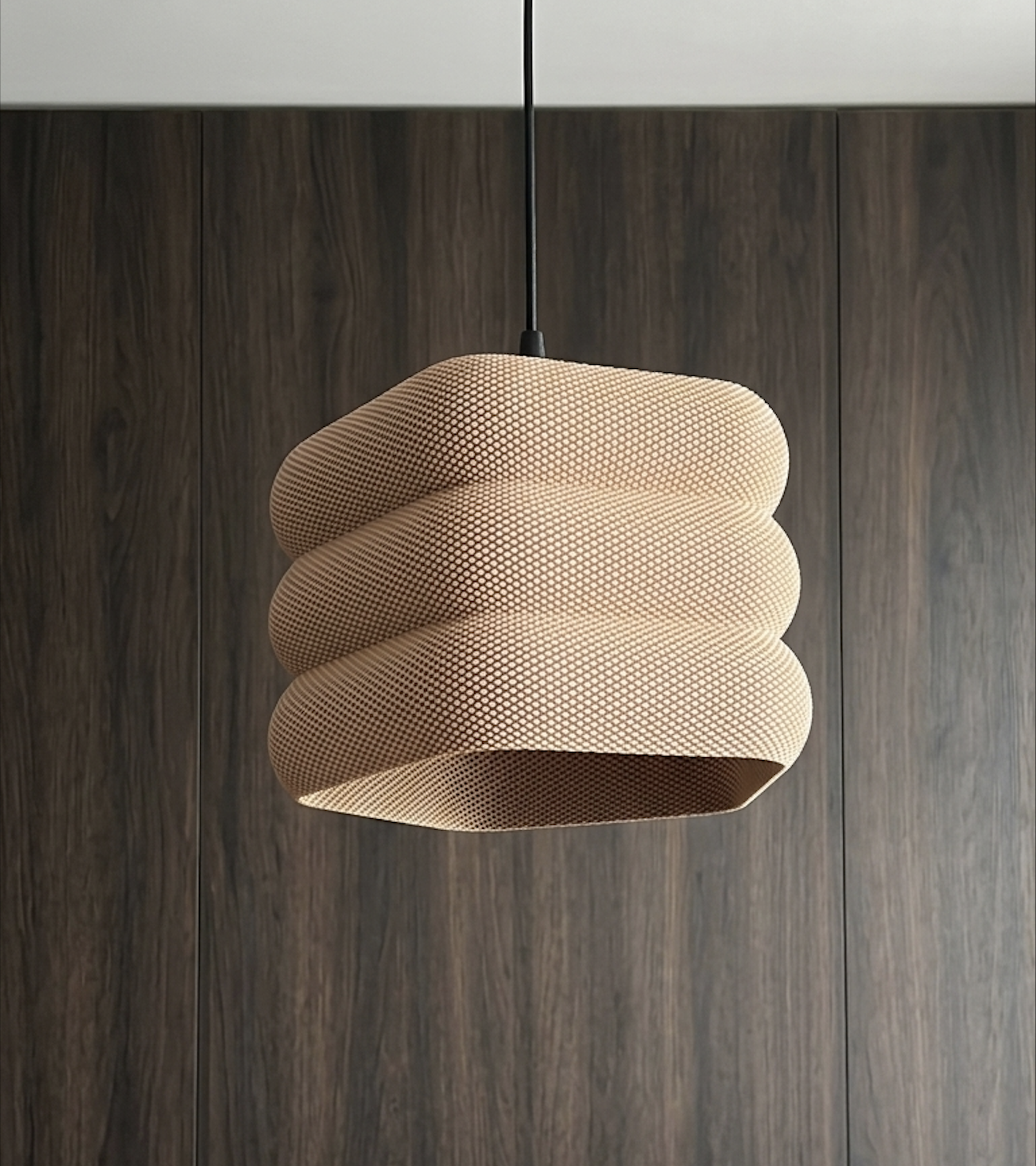 Lampara Stage colgante en ambiente claro.